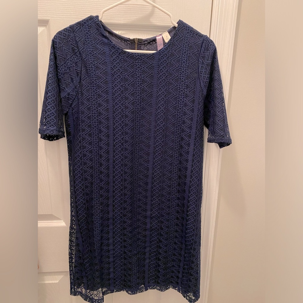 Navy short sleeve shift dress